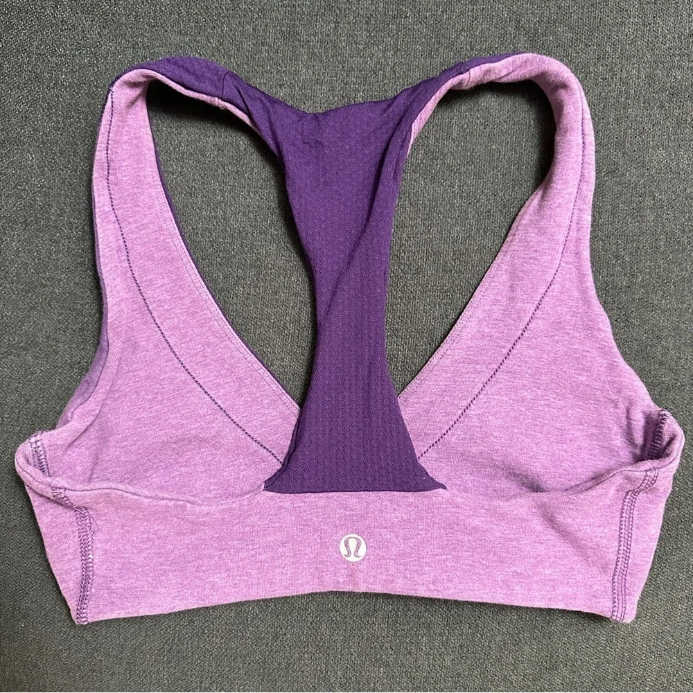Lululemon Athletica Purple Color Deep V Neck Racerback Sportsbra Non Padded sz 6